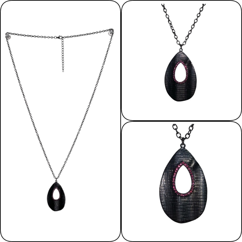 Necklace Black Metal Color with Hot Pink Stones